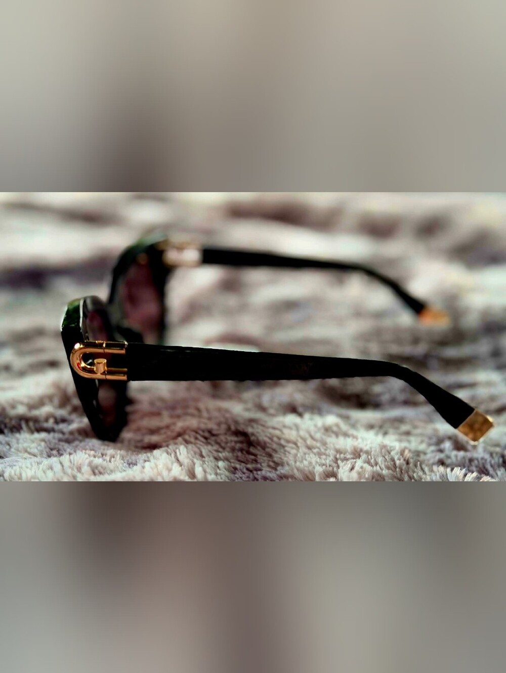 Furla Butterfly Sunglasses Smoke Gradient Lenses Shiny Black Mother of Pearl NEW - Picture 4 of 7